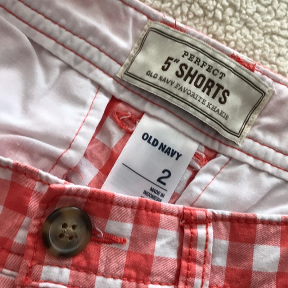Old Navy Shorts - Picture 3 of 4